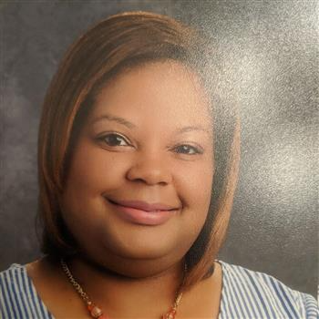 Shamikia Bolton headshot