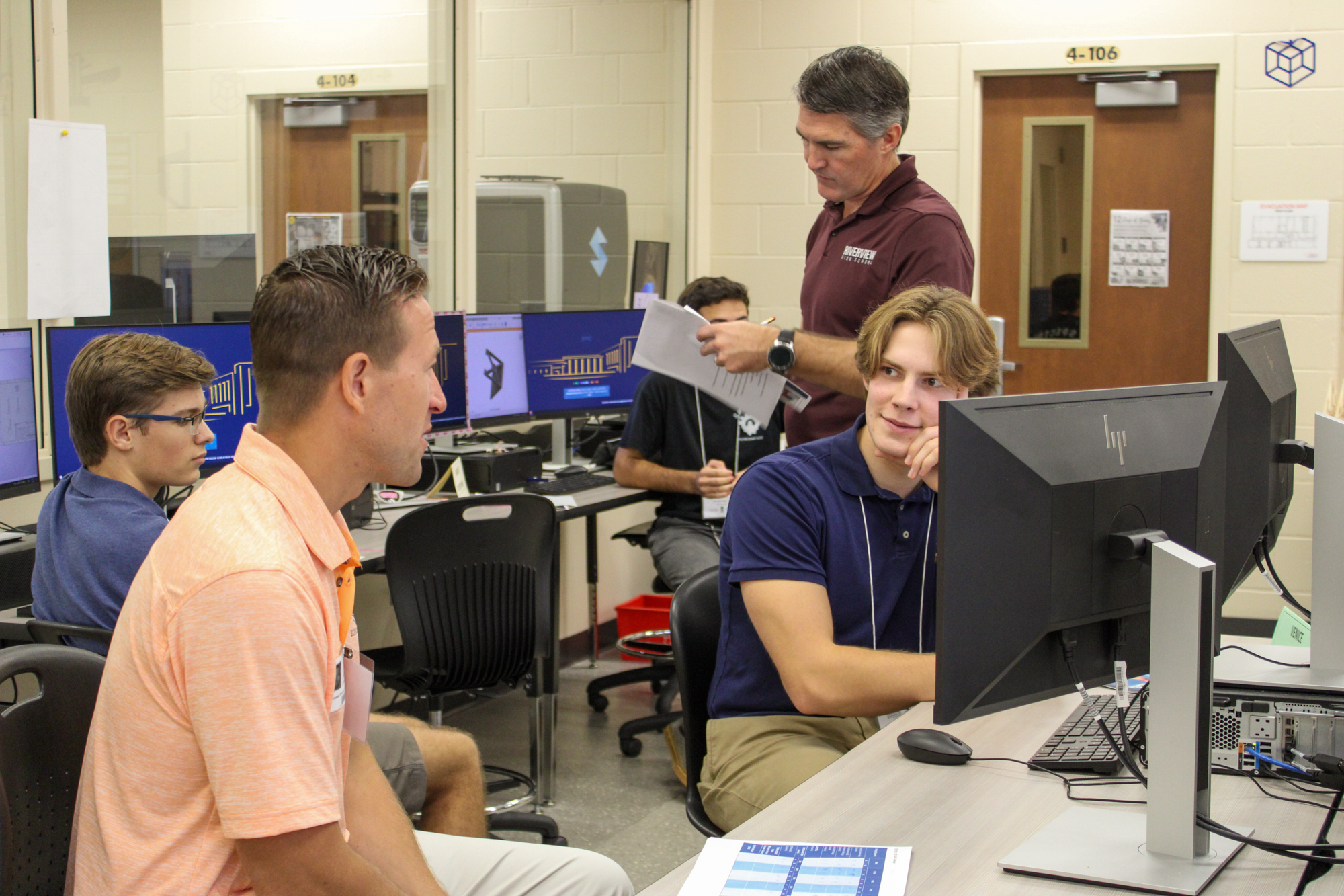 student in the computer