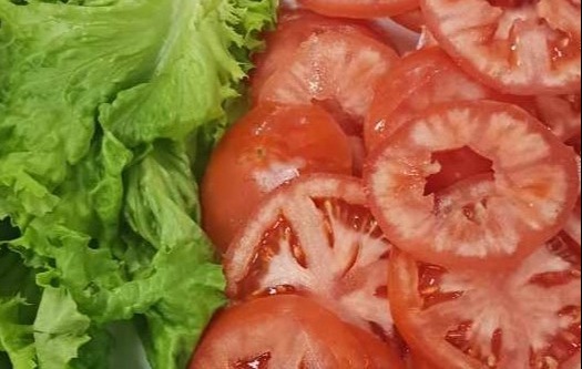 School 6 - Lunch served on 5/7/2024 4 Lettuce & Tomatoes