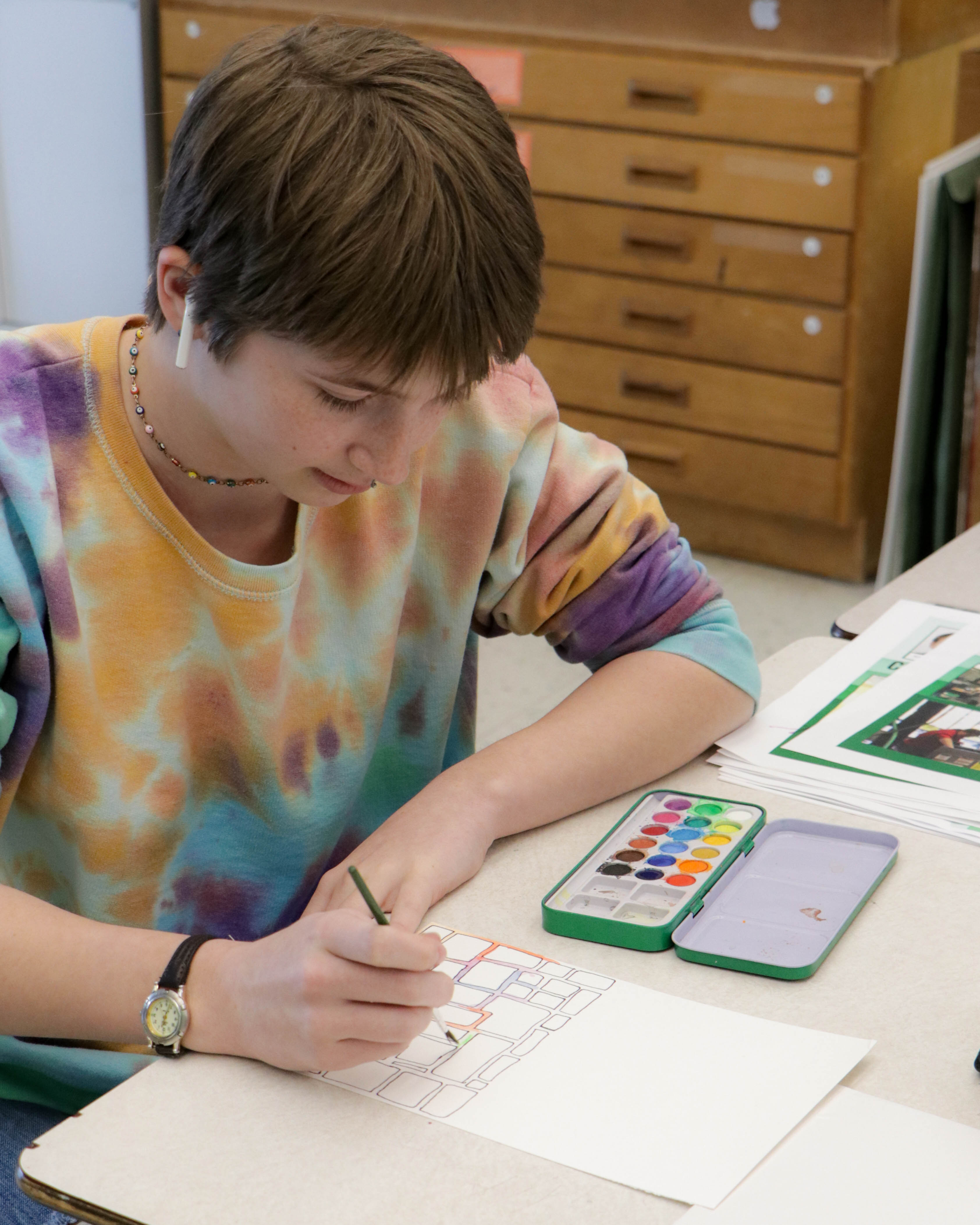 A student was using a coloring water