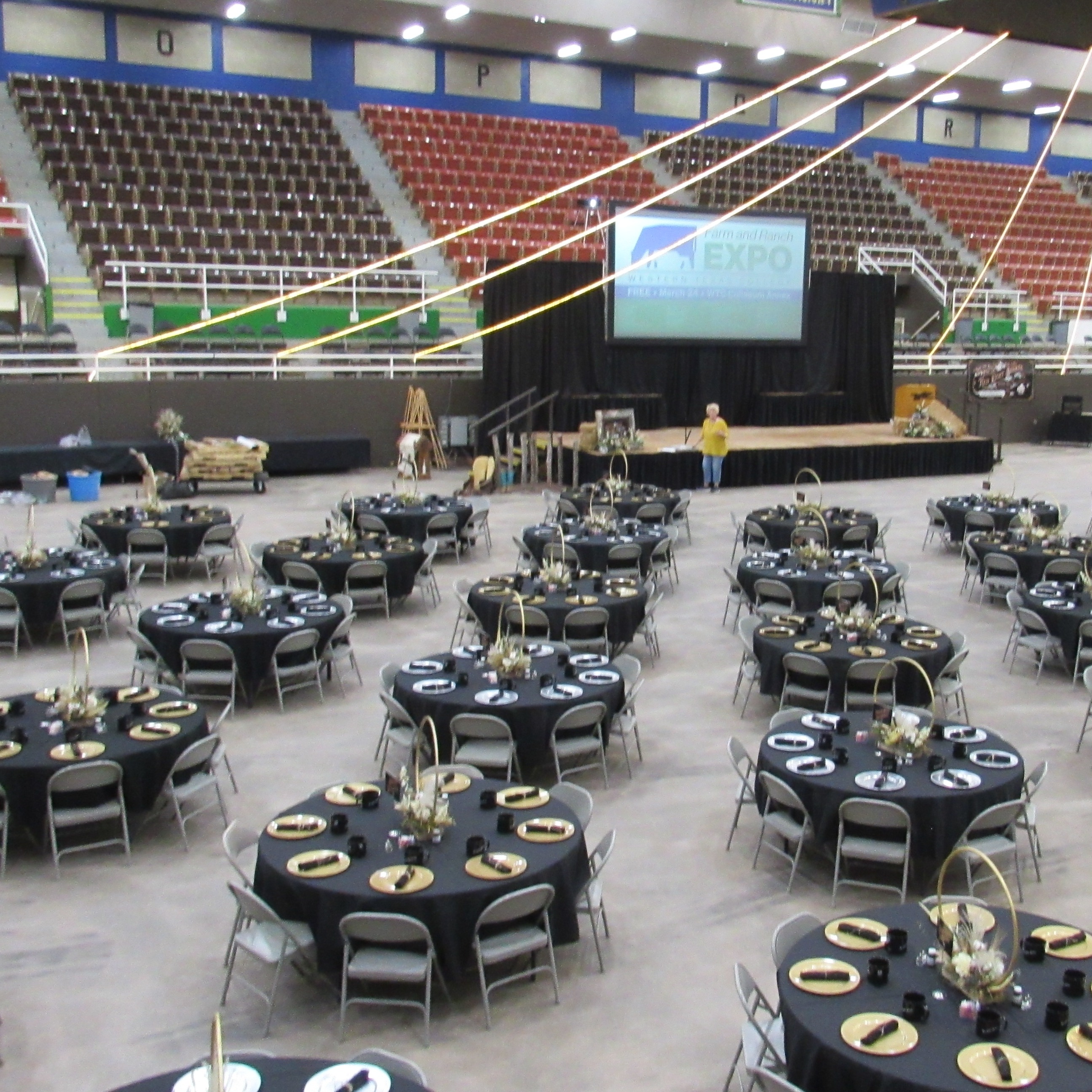 Black table set up for Red Dirt Soiree