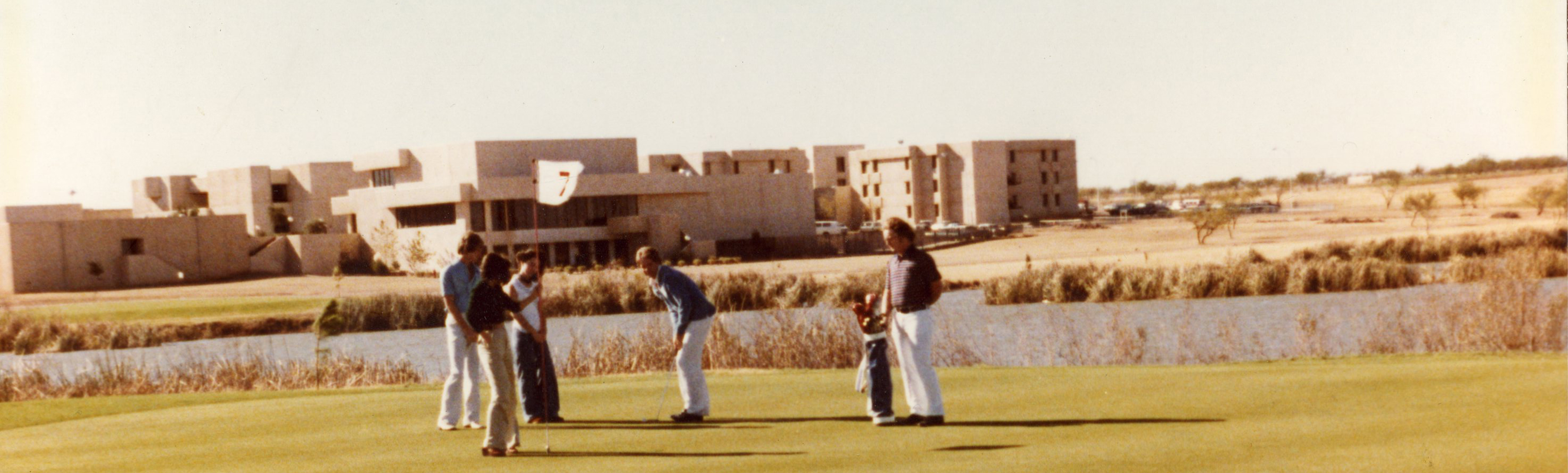 WTC students golfing