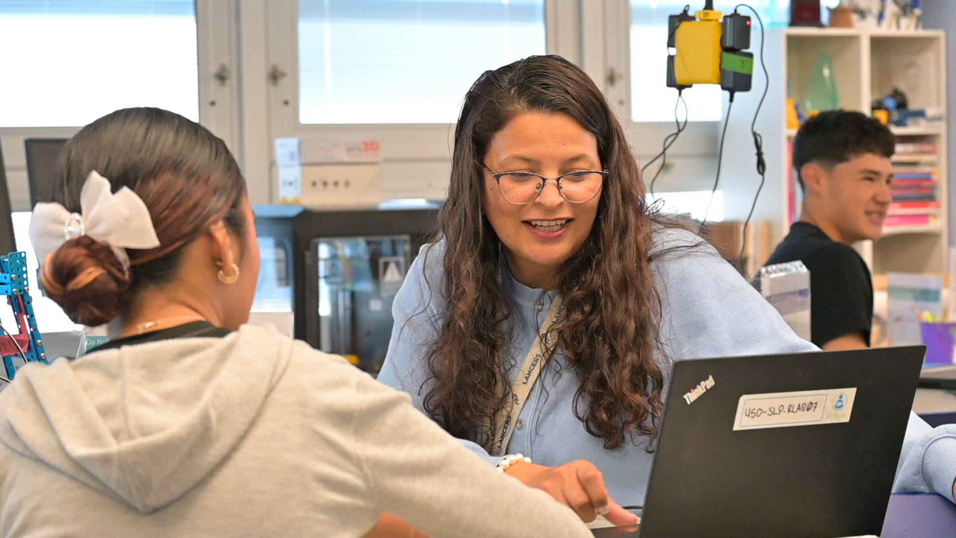 Teacher in robotics 