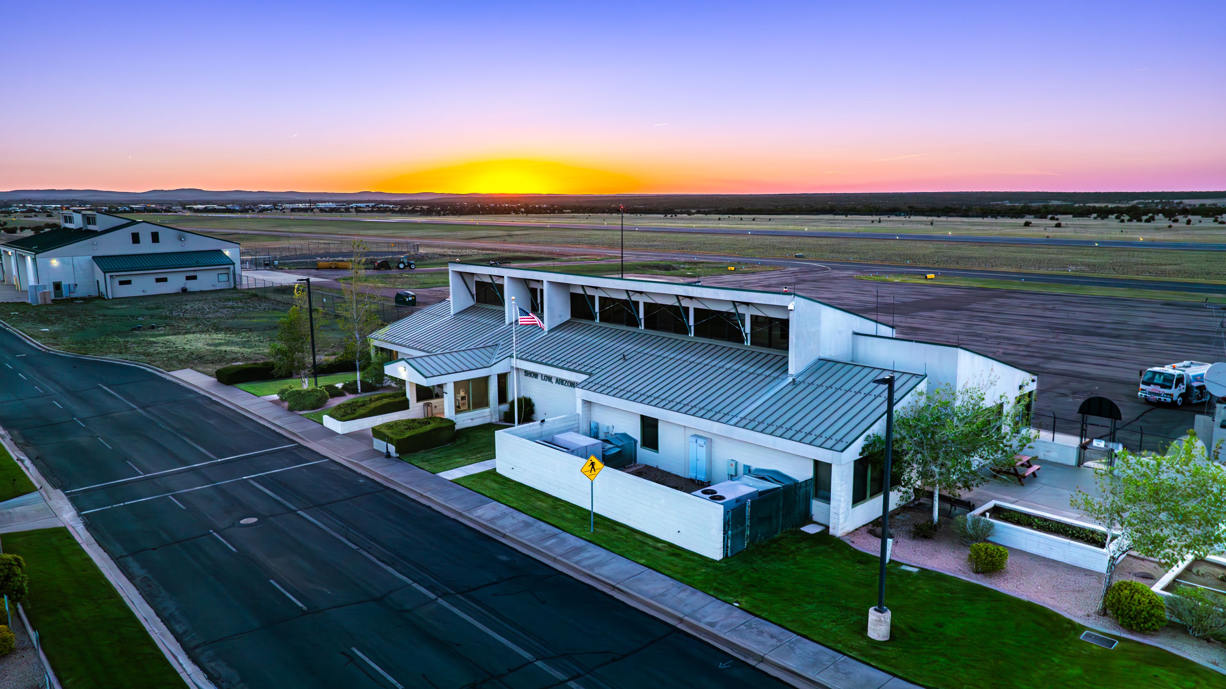 Show Low Regional Airport