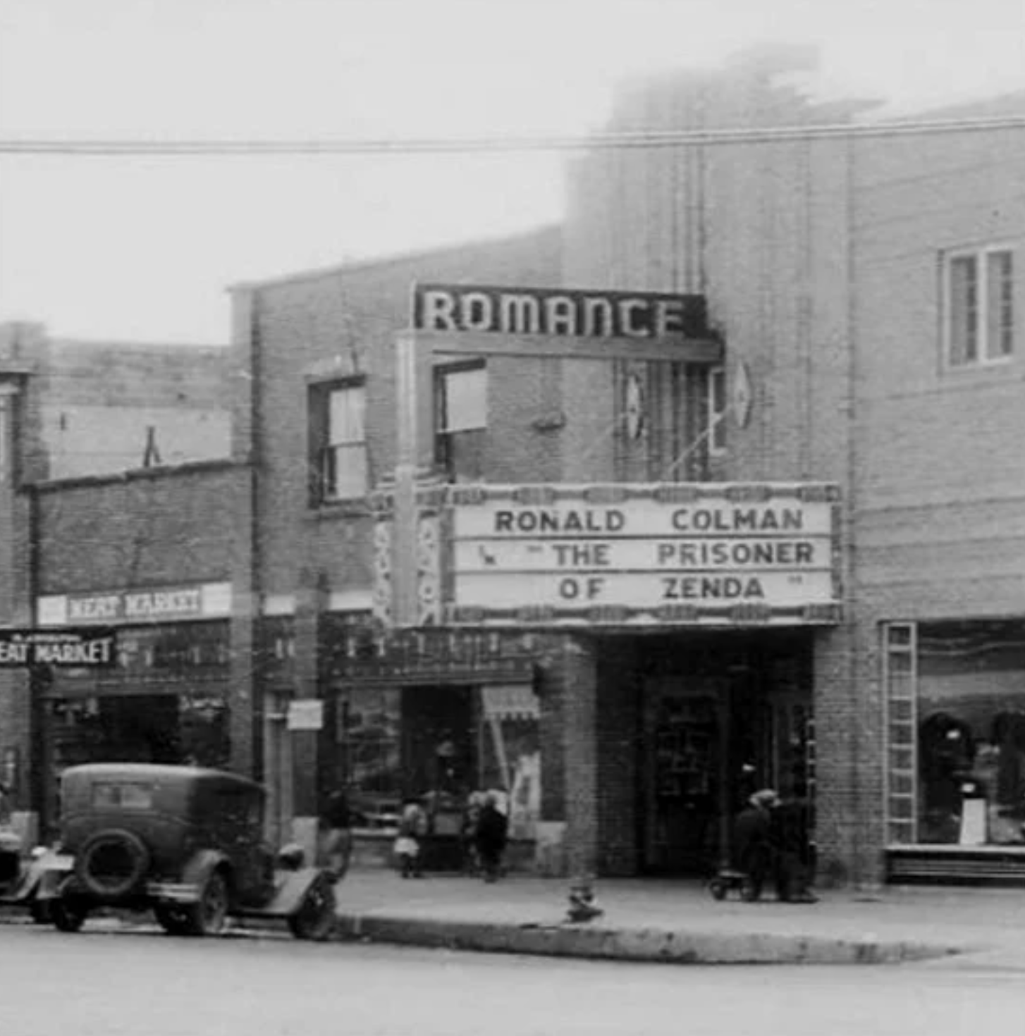 B&W historic pic of the Romance