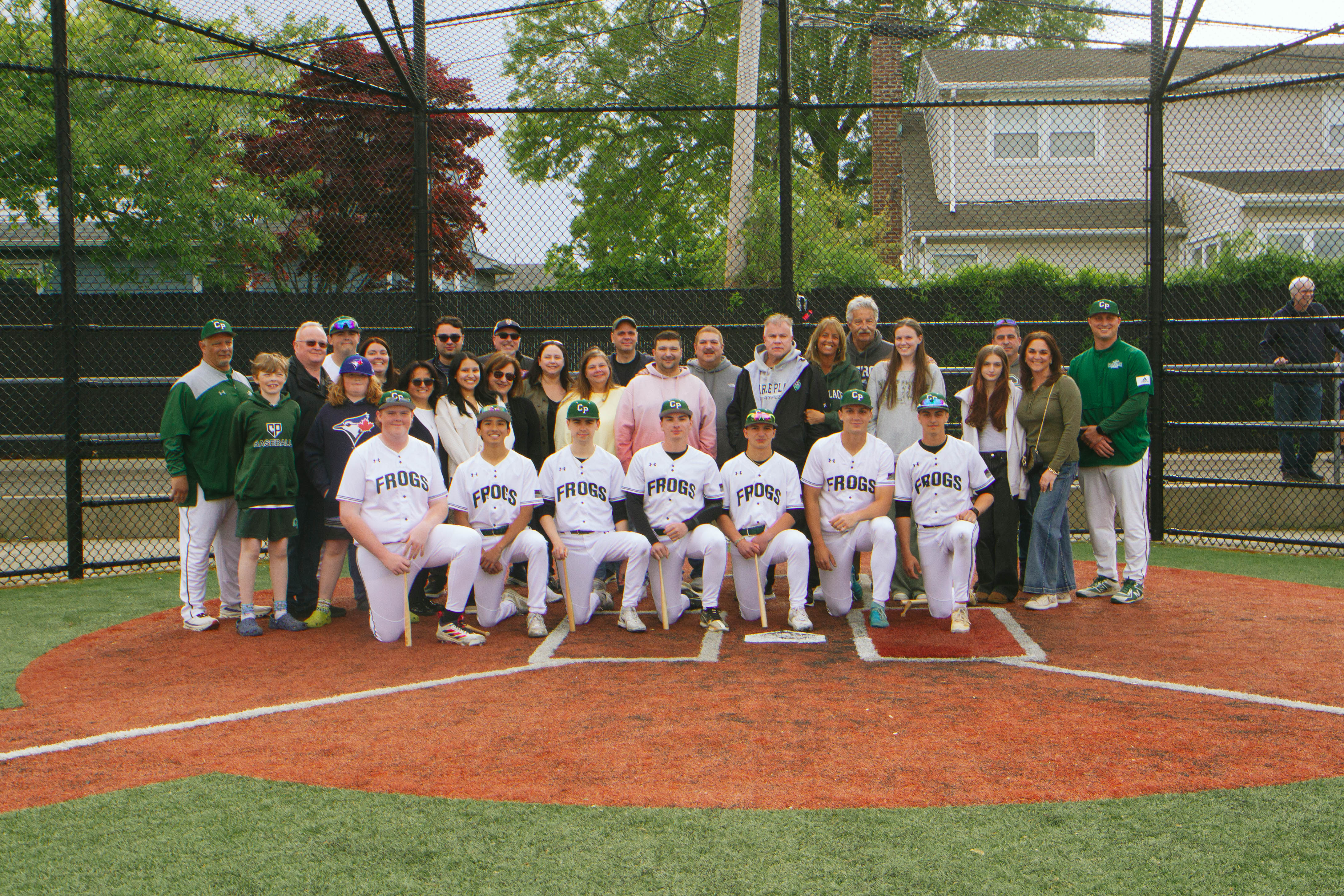 Baseball team group pic.