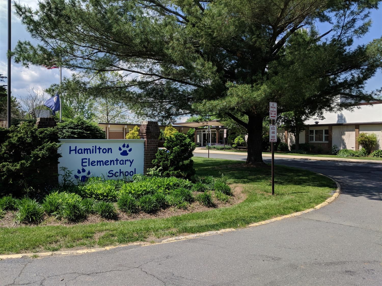 Hamilton Elementary School Sign