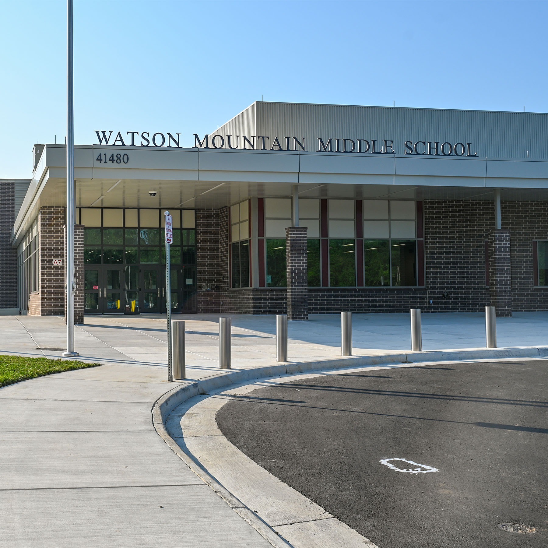 Exterior shot of Watson Mountain Middle School