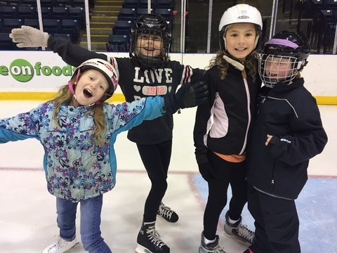 Kids  ice skating