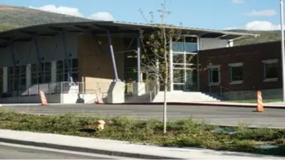 image of Holbrook Elementary school
