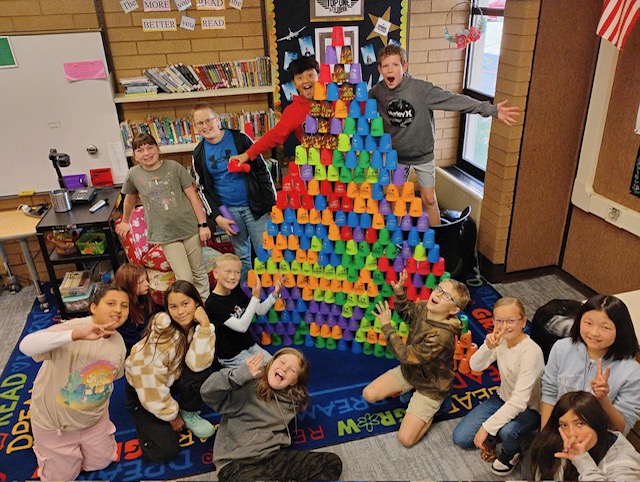 Amazing Cup Stacking Skills