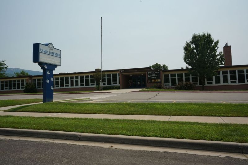 Exterior of Tolman Elementary 