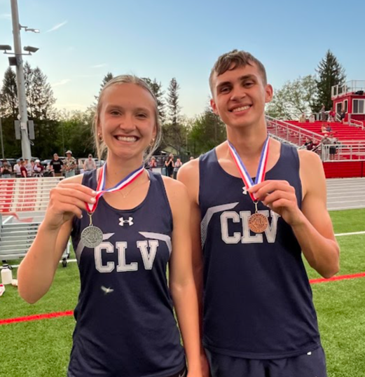emma and bransen with medals