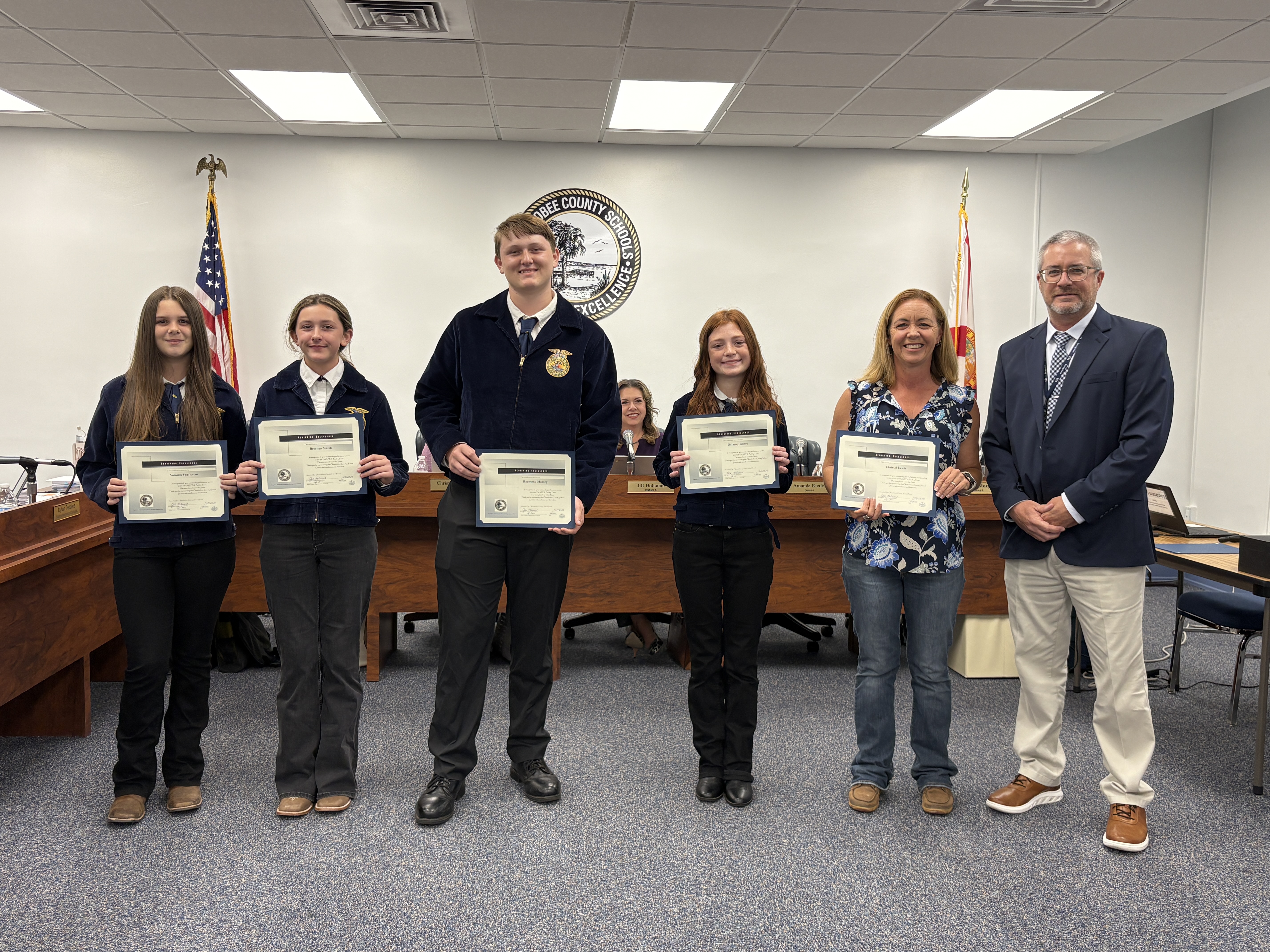YMS FFA Poultry Team - First in State