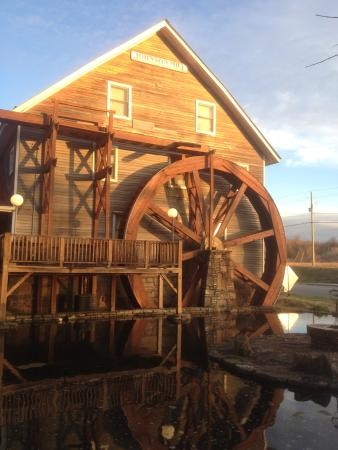 Johnson Mill Water Wheel