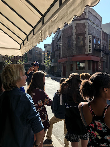 students touring film lot