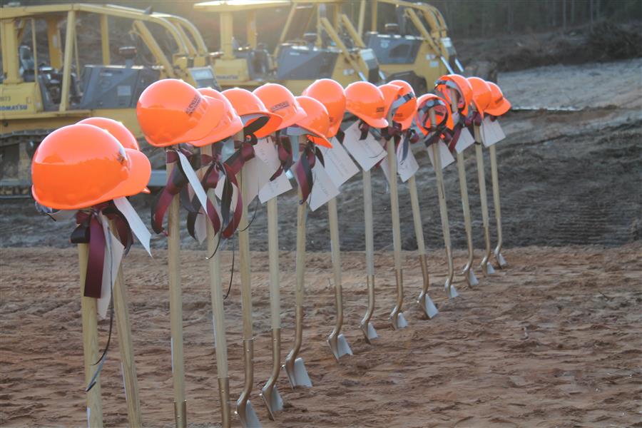 hats on shovels