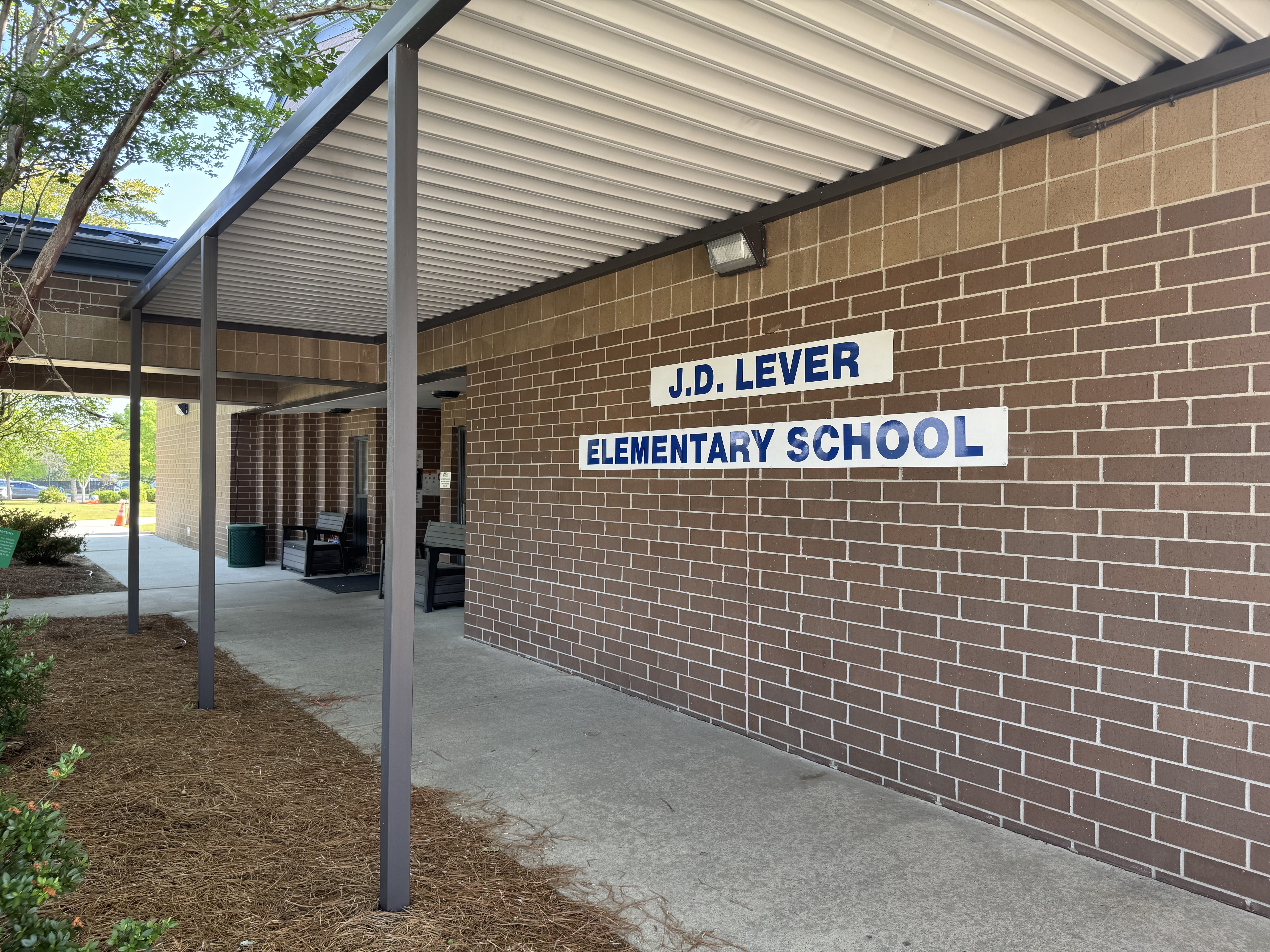 JD Lever School Bu
