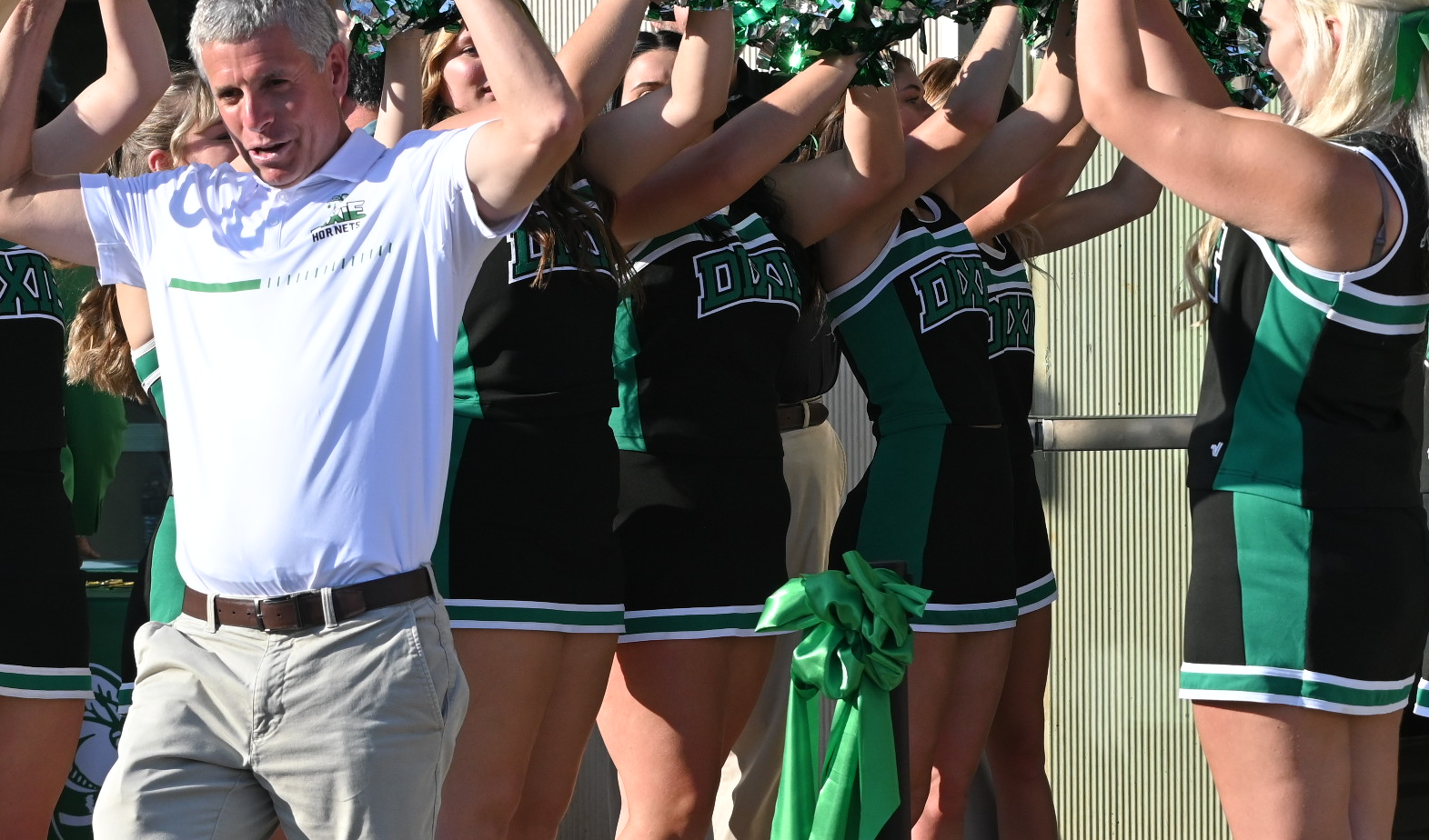 Prescott cheering for the new school