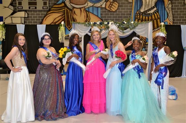 Pageant contestants 