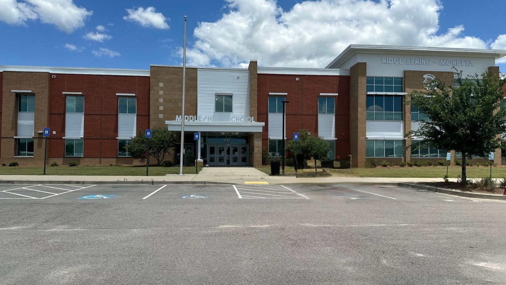 Front of RSM Middle High