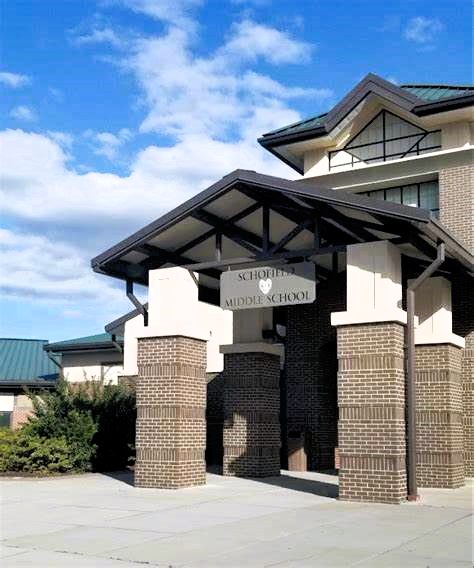 Image of the entrance of Schofield Middle School