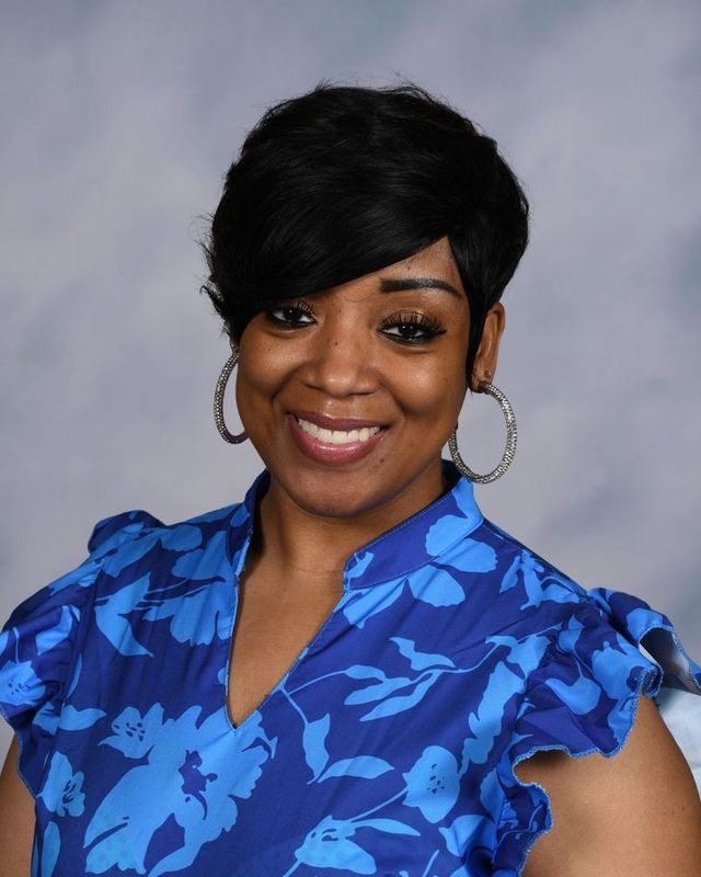 image of andrea burse