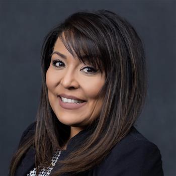 Lisa Morales headshot