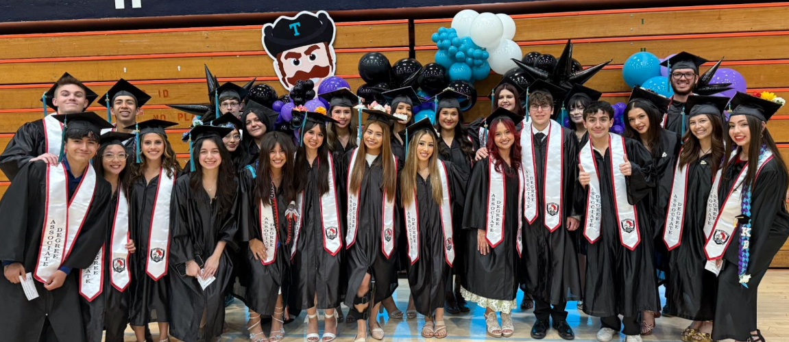 Hanks Early College May Graduates