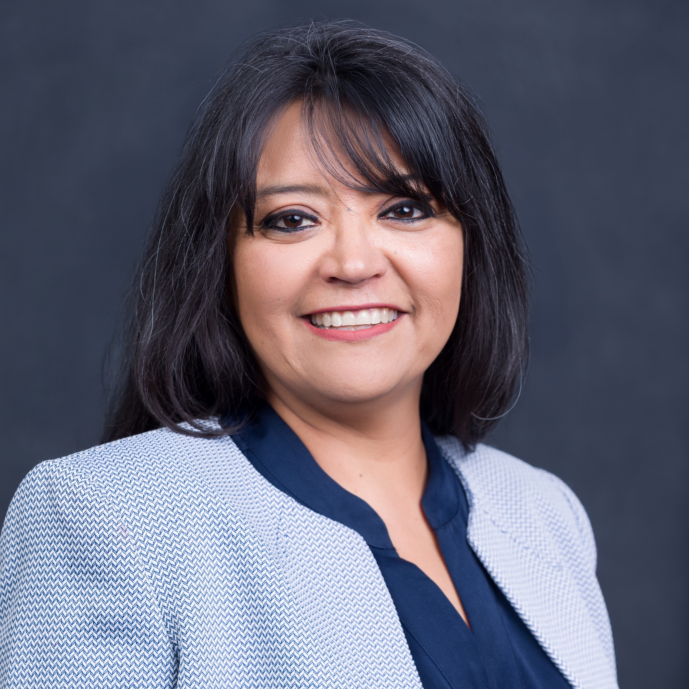 Sandra Nava headshot