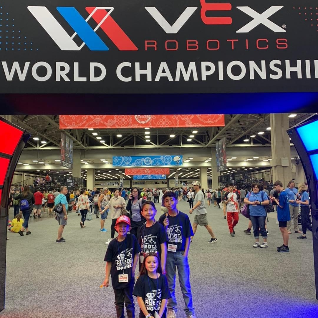 North Loop students in Dallas, TX at the VEX Robotics World Champlionship