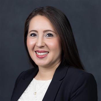 Amy Bejarano-Alarcon headshot