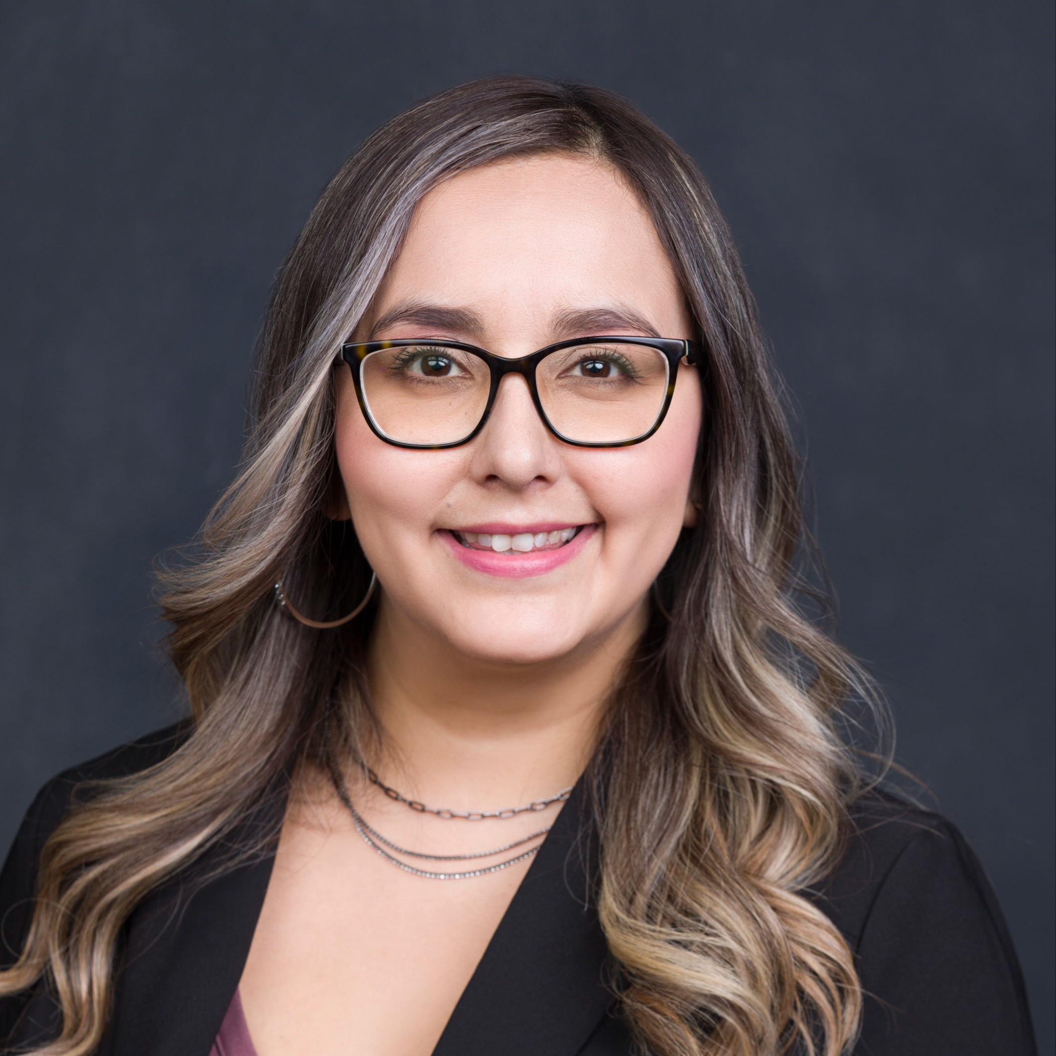 Dively Diaz headshot