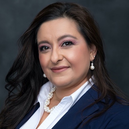Cynthia Lozano