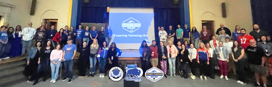 Group photo of large group of educators