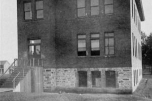 old picture of front bryan elementary 