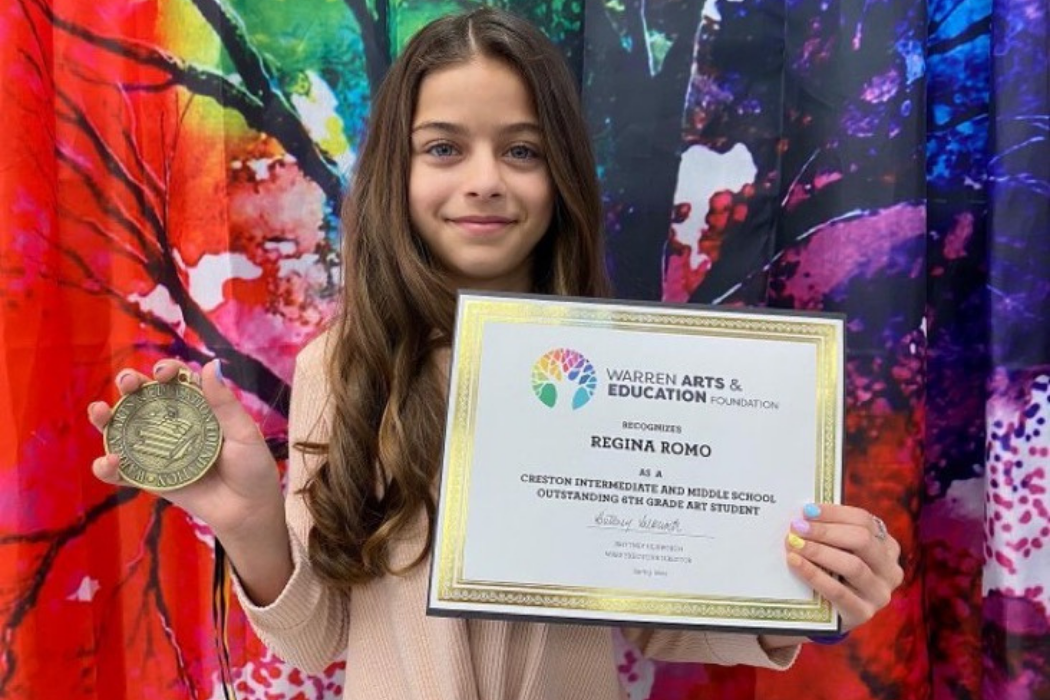 Elementary artist receives award
