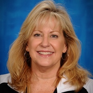 Diane Eastman headshot
