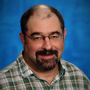 Lex Levy headshot