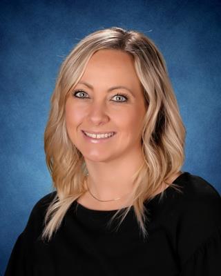 Mrs. Aune headshot