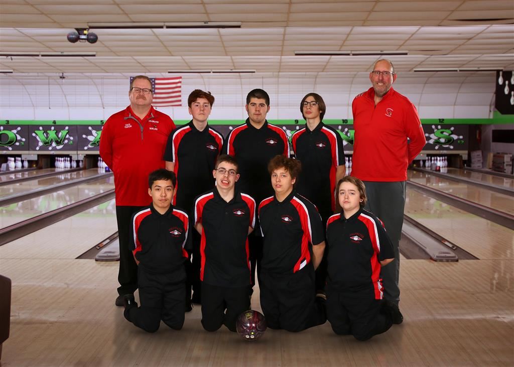 The 2023-24 Coldwater Cardinal JV boys bowling team