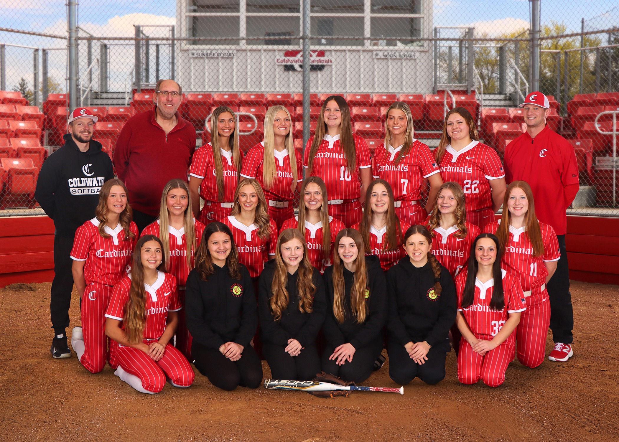 The 2026 Coldwater Cardinal varsity softball team. (Photo credit: Focus & Frame Portrait Co.)