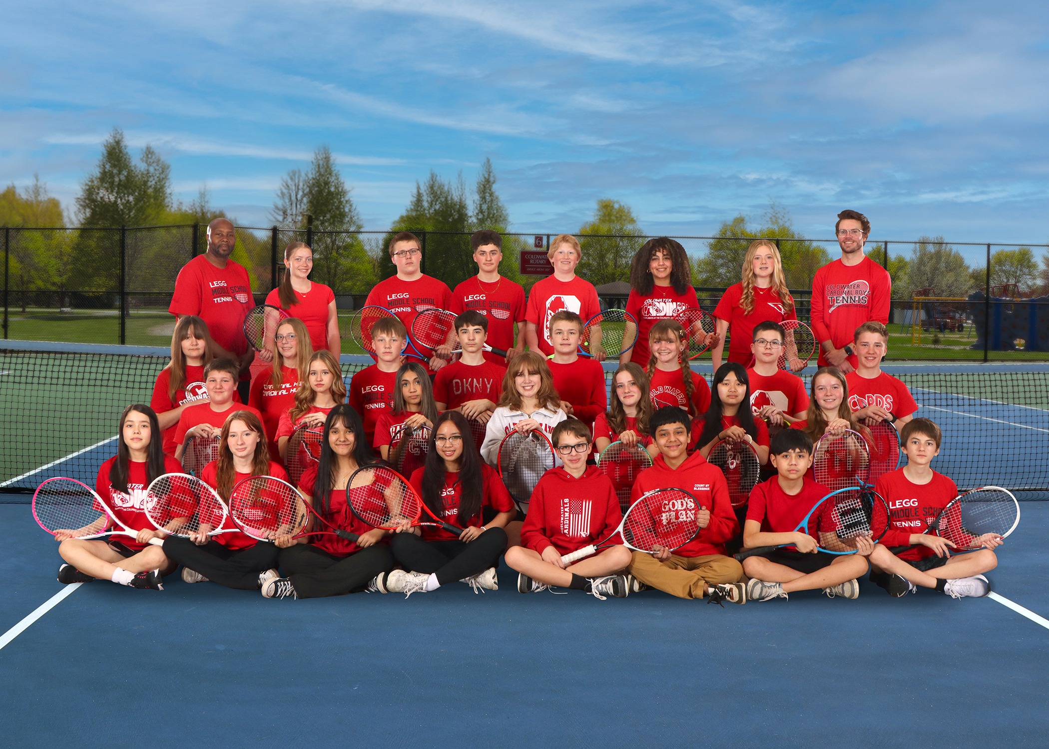 The 2026 Legg Middle School tennis team. (Photo credit: Focus & Frame Portrait Co.)