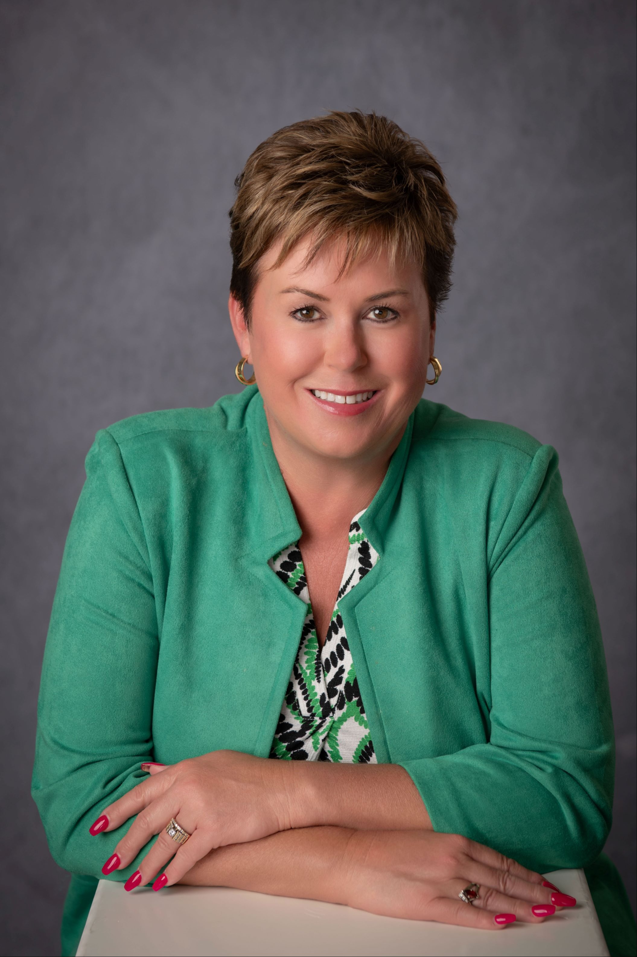 Mrs. Libby Nickoli (Principal)