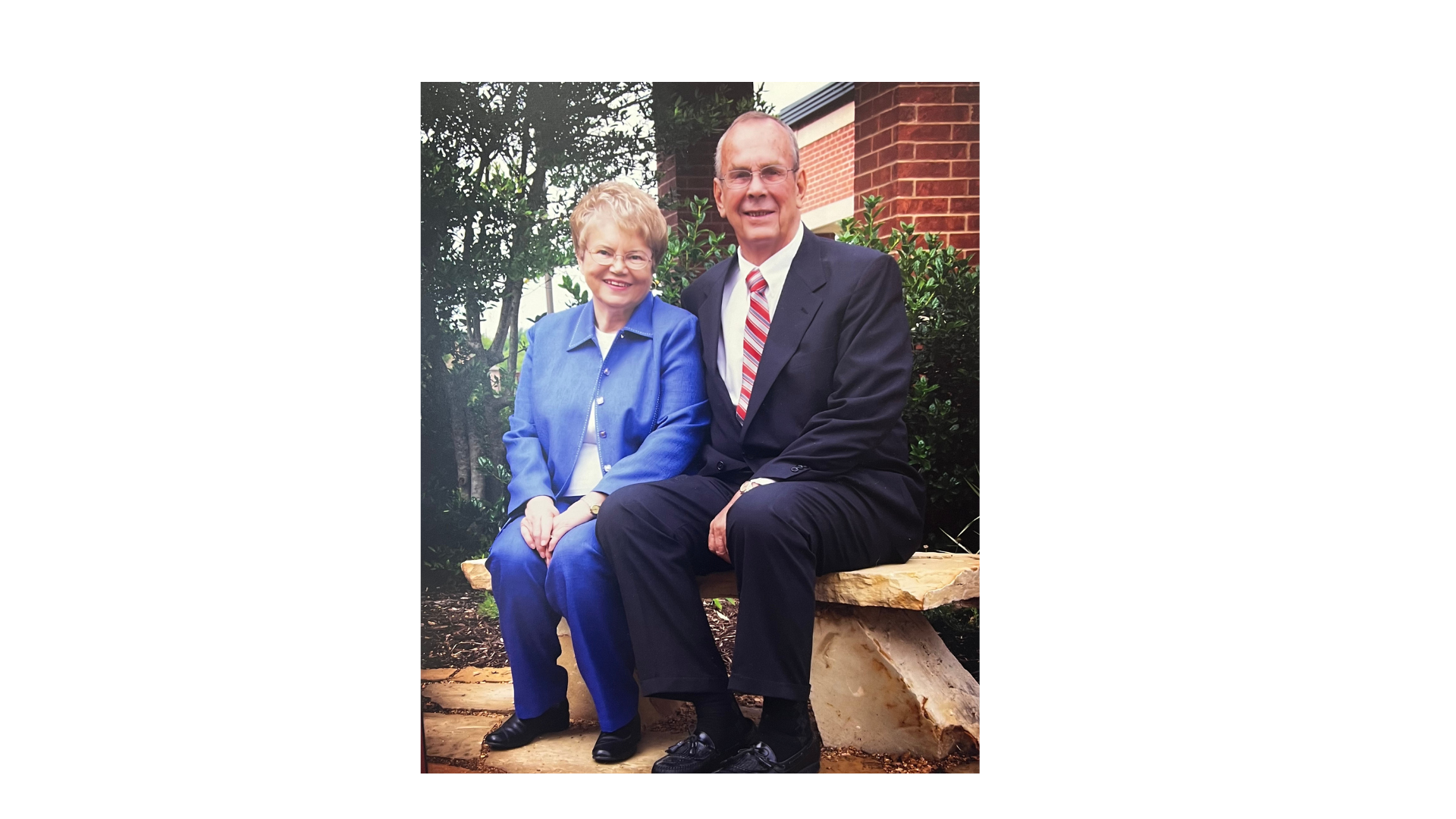 Photo of Gary and Bobbye Jack Minshew