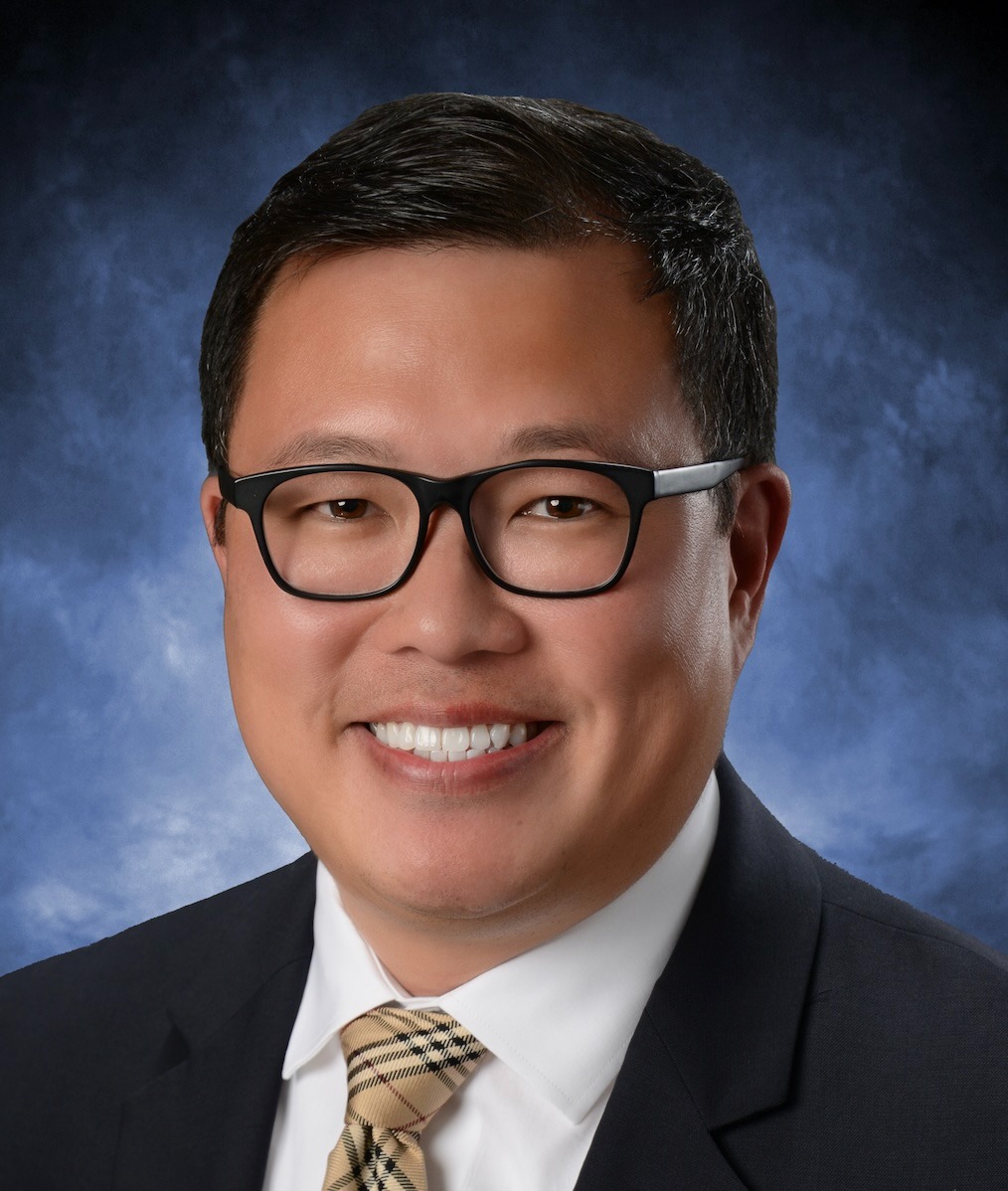 Robert Quach Headshot