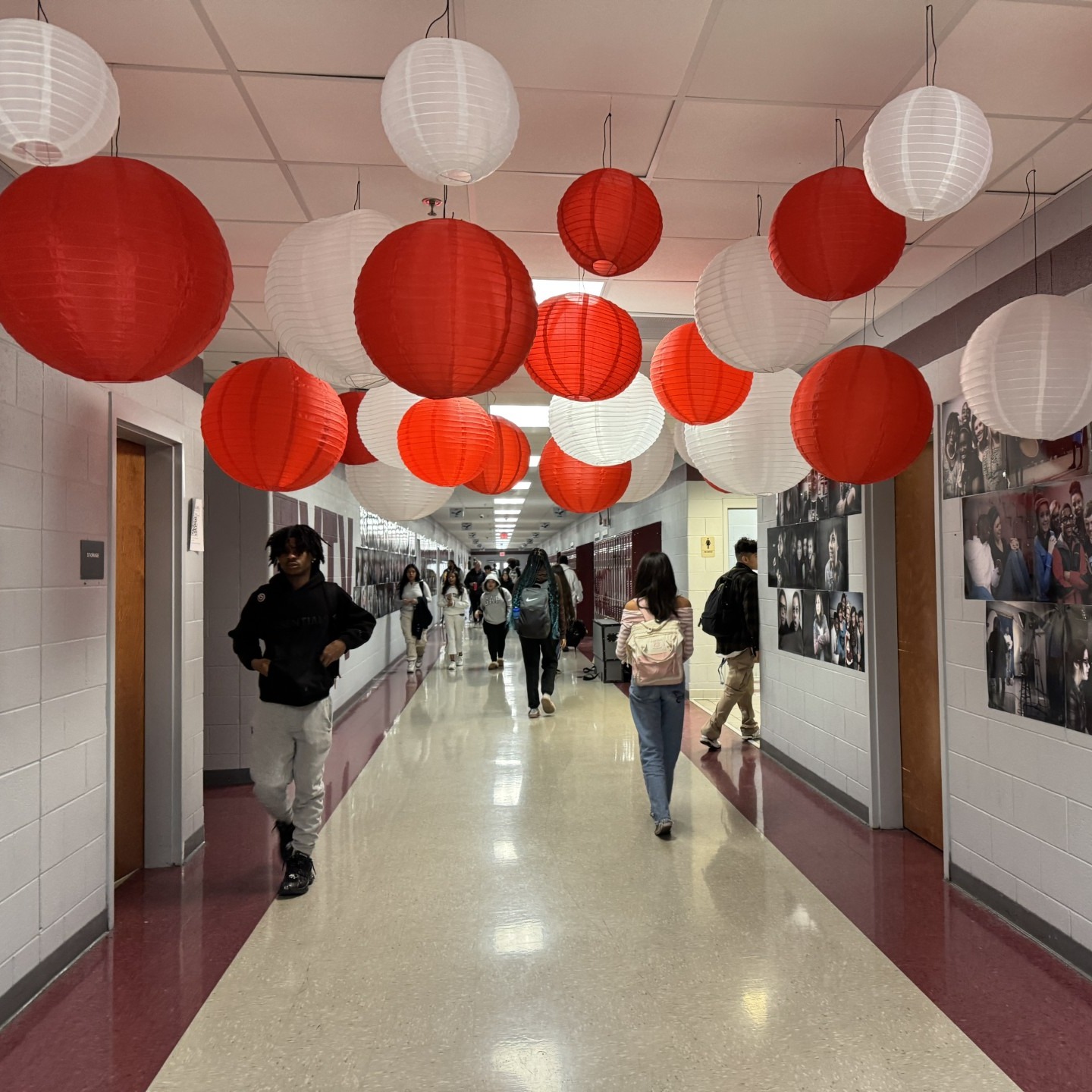 Getting in the Christmas Spirit at Horn Lake High School! #TeamDCS #BetheStandard