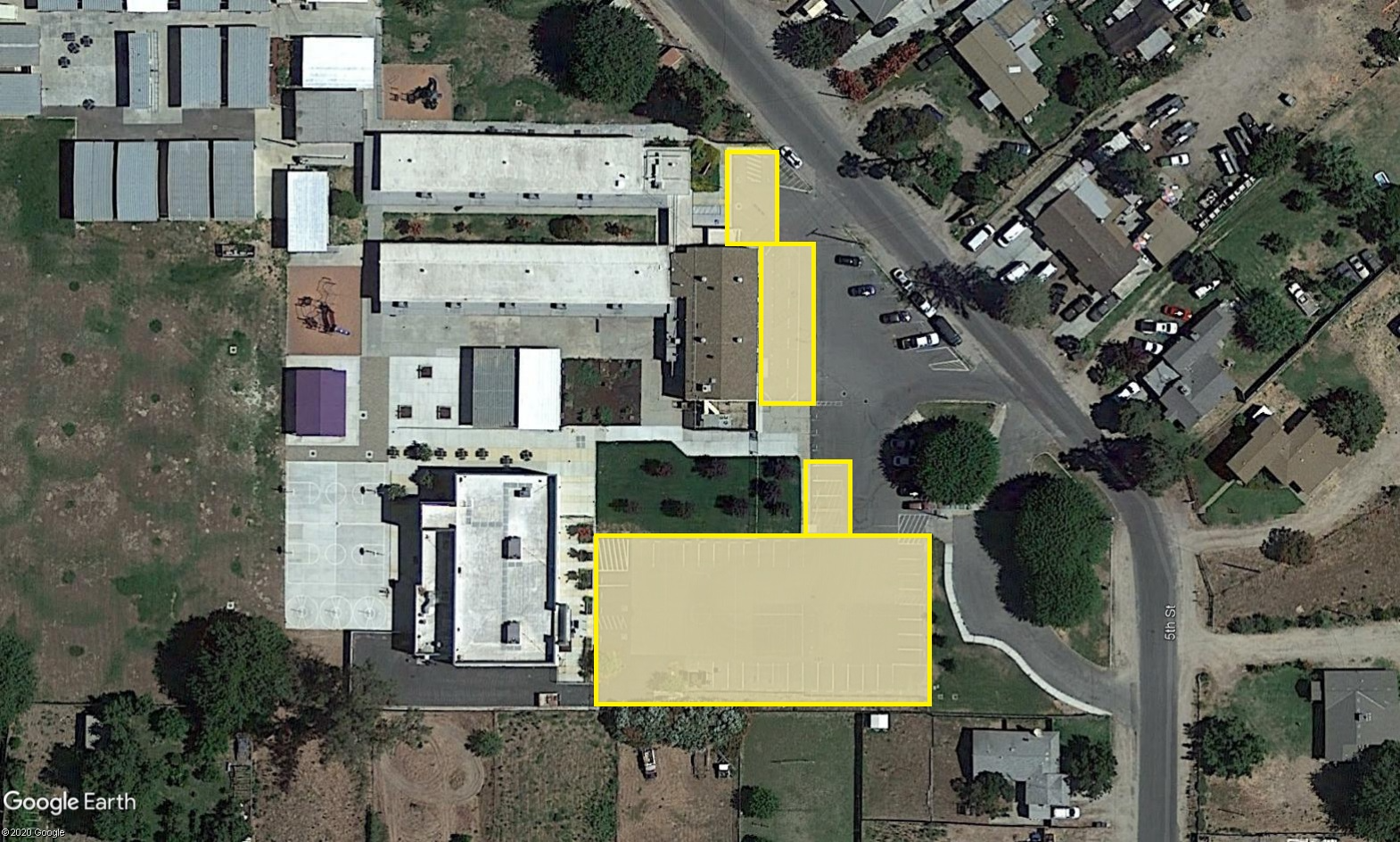 El Capitan Elementary campus aerial view with yellow block where wifi coverage is available