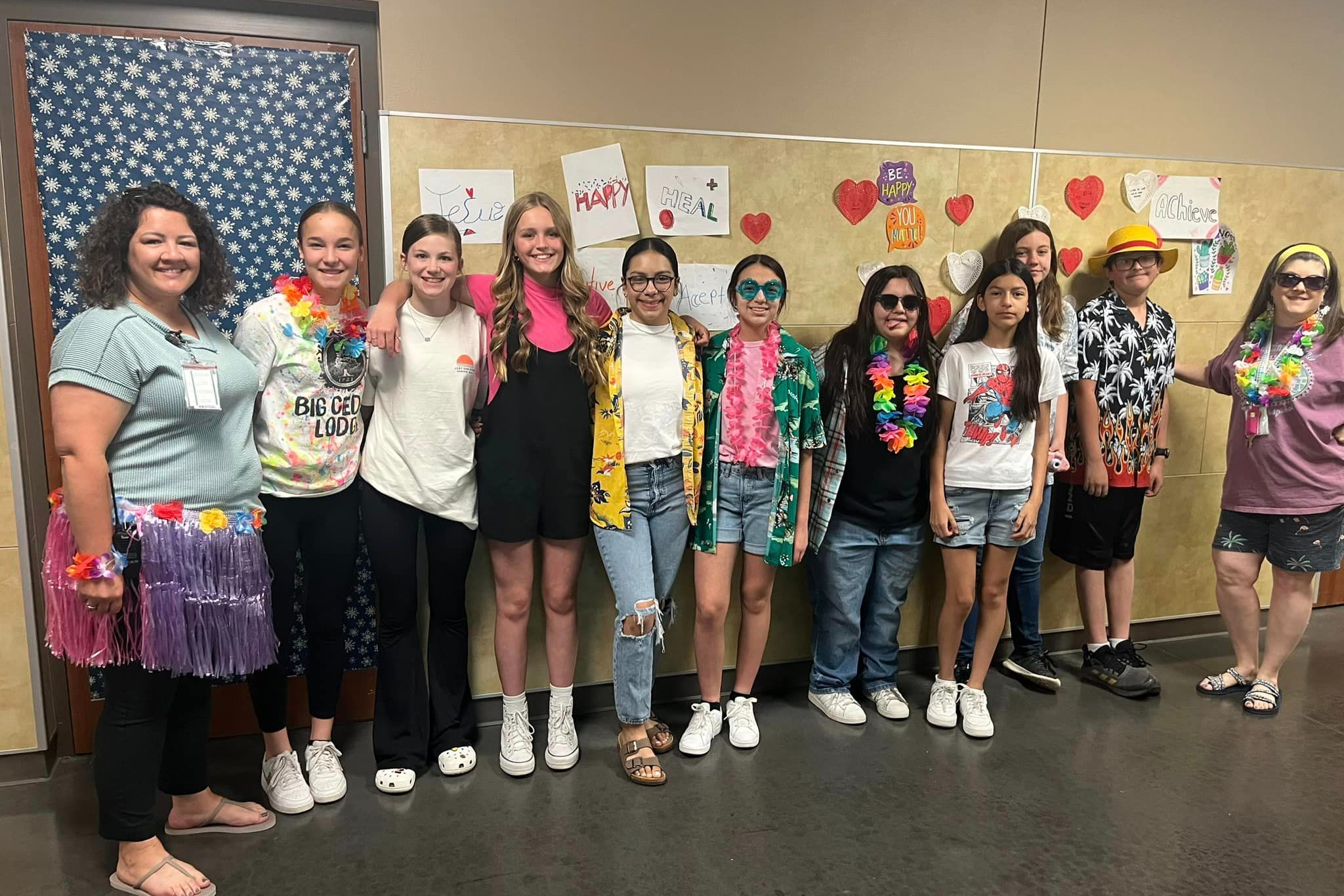 JH students dressed up for hawaiian day