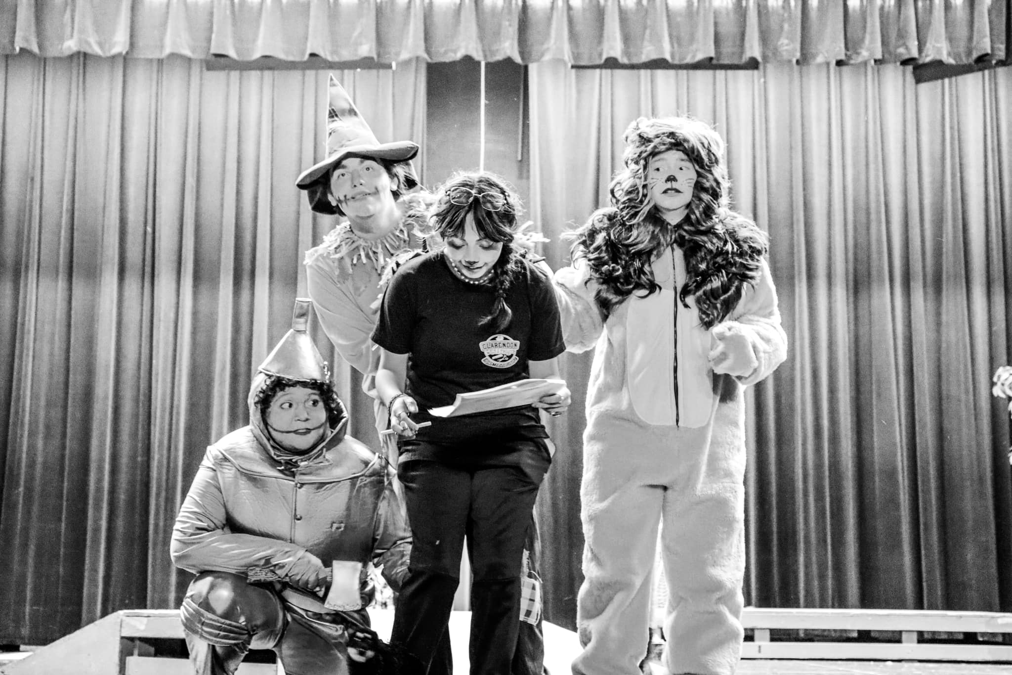 Theater students in Wizard of Oz
